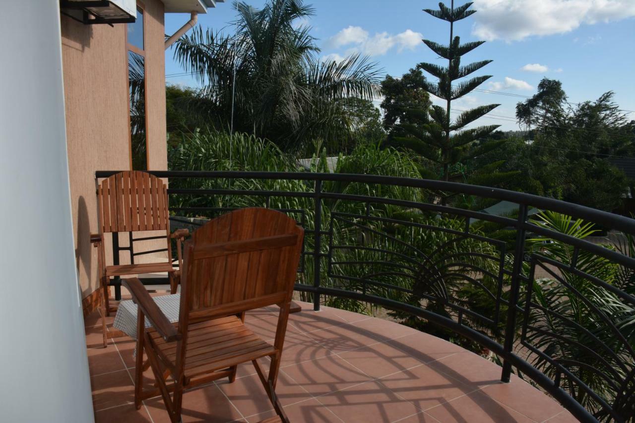 Nejobugg Palace Hotel Nkoanrua Δωμάτιο φωτογραφία