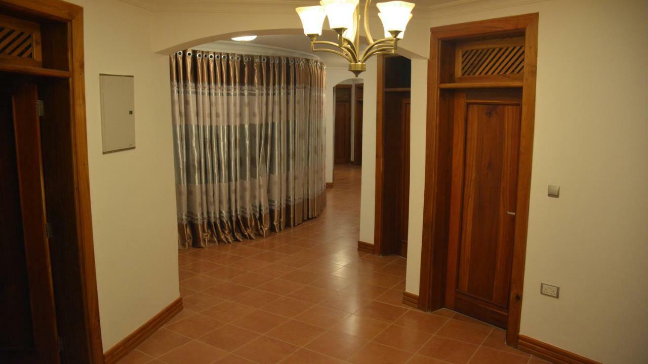Nejobugg Palace Hotel Nkoanrua Εξωτερικό φωτογραφία
