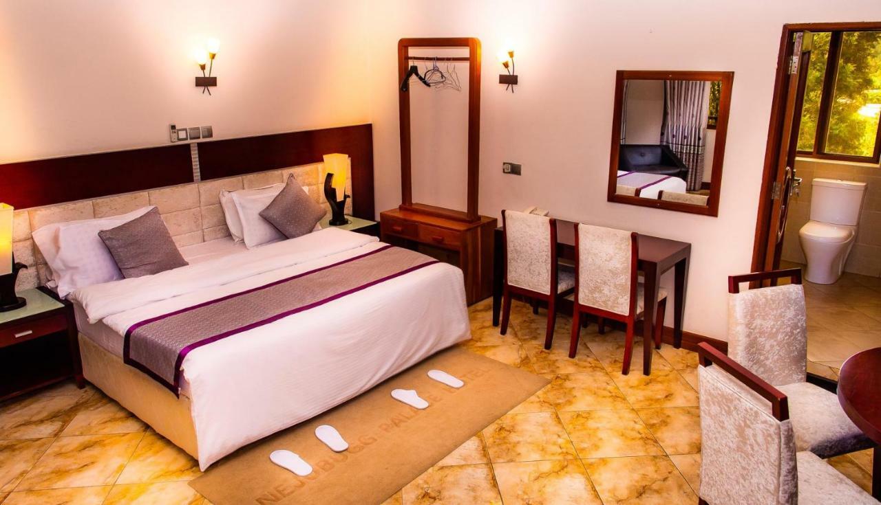 Nejobugg Palace Hotel Nkoanrua Εξωτερικό φωτογραφία